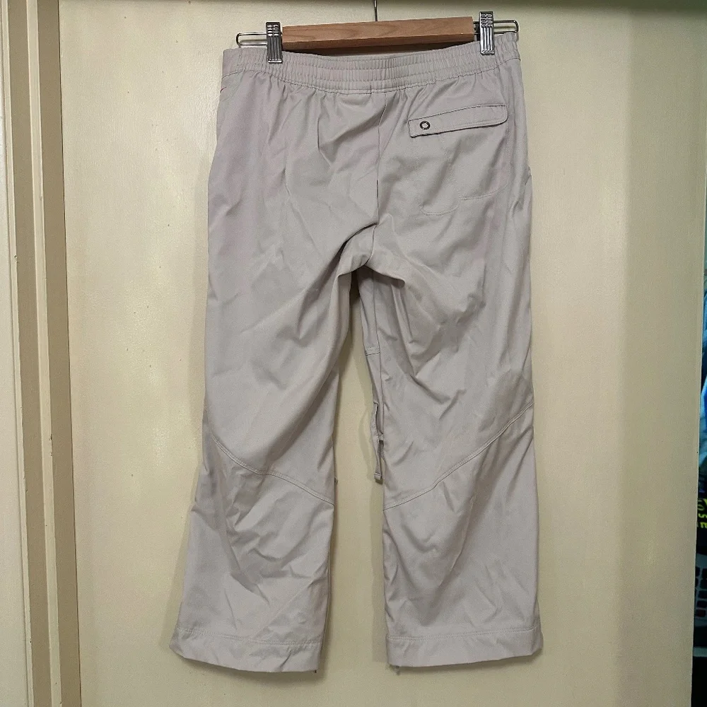 Nike Beige Cargo Capri Pants with Red & White Accents